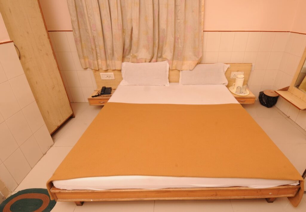 Ахмедабад: Capital O 10749 Hotel Neelkanth Bliss