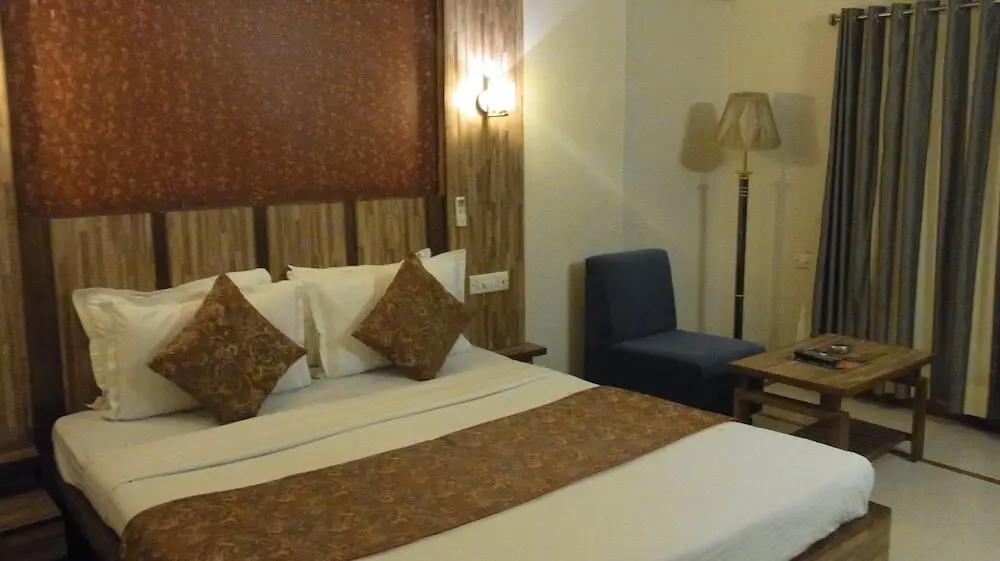 Ахмедабад: Hotel Eden