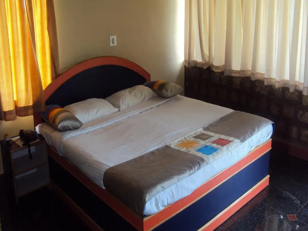 Алюр: Stay Simple Riverdale Hotel