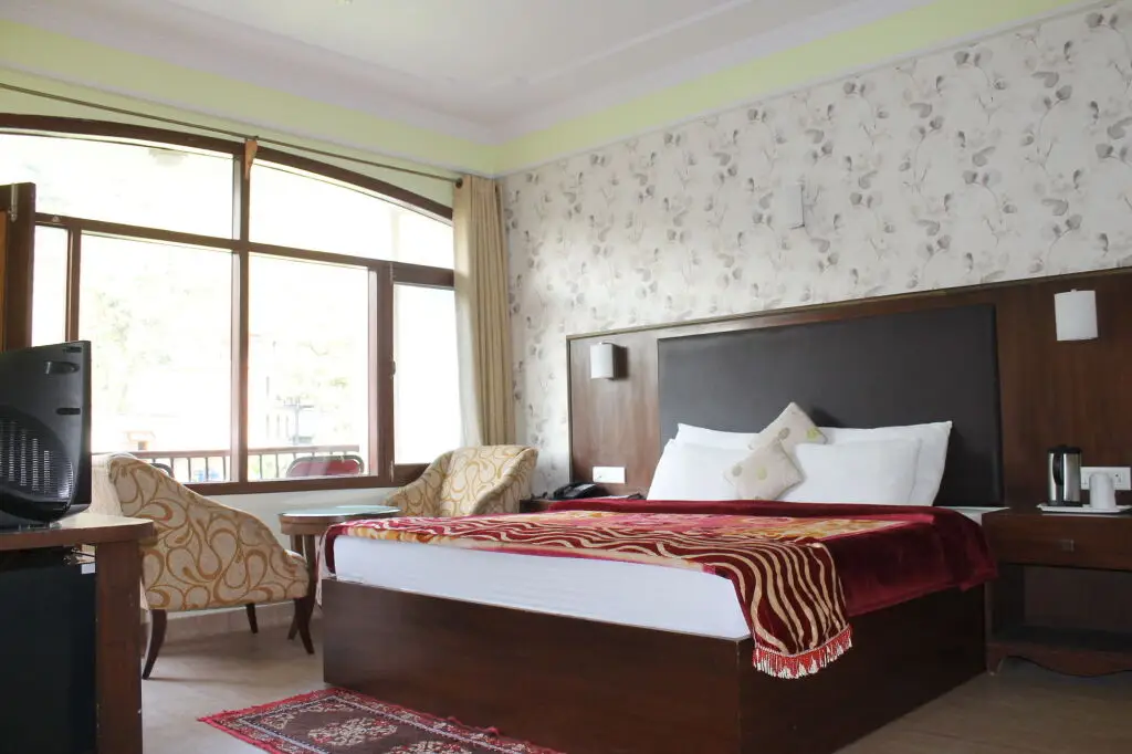 Татапани: Sandhya Hot Spring Health Care