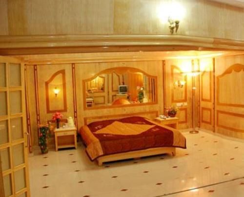 Eraniel: Hotel Singaar International