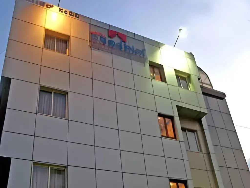 Бангалор: Hotel Nandhini - Minerva Circle