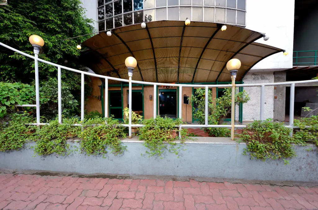 carousel image 1