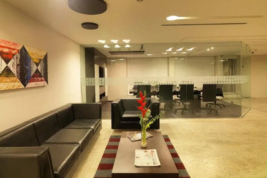 Бангалор: 24 Tech Hotel