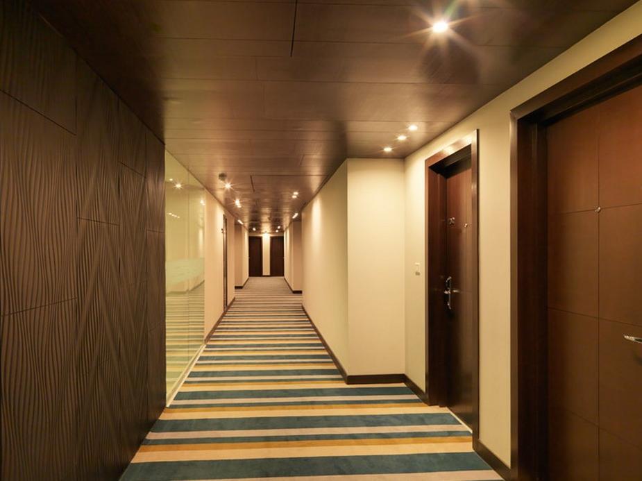 Бангалор: 24 Tech Hotel