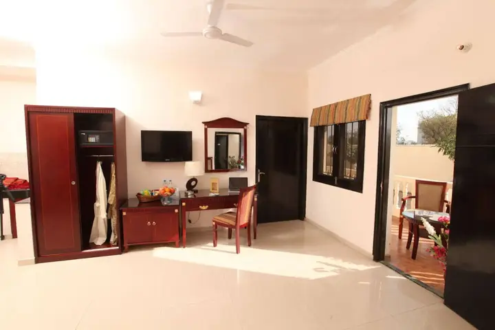 carousel image 5