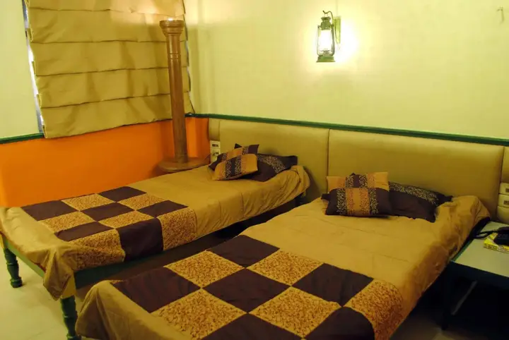 Мумбаи: Hotel Golden Swan