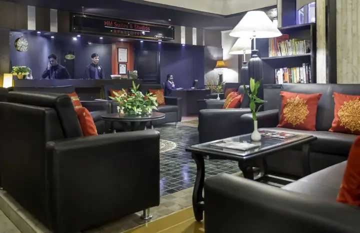 Бангалор: HM Suites & Studios