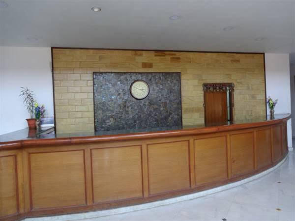 Гвалиор: Sita Manor