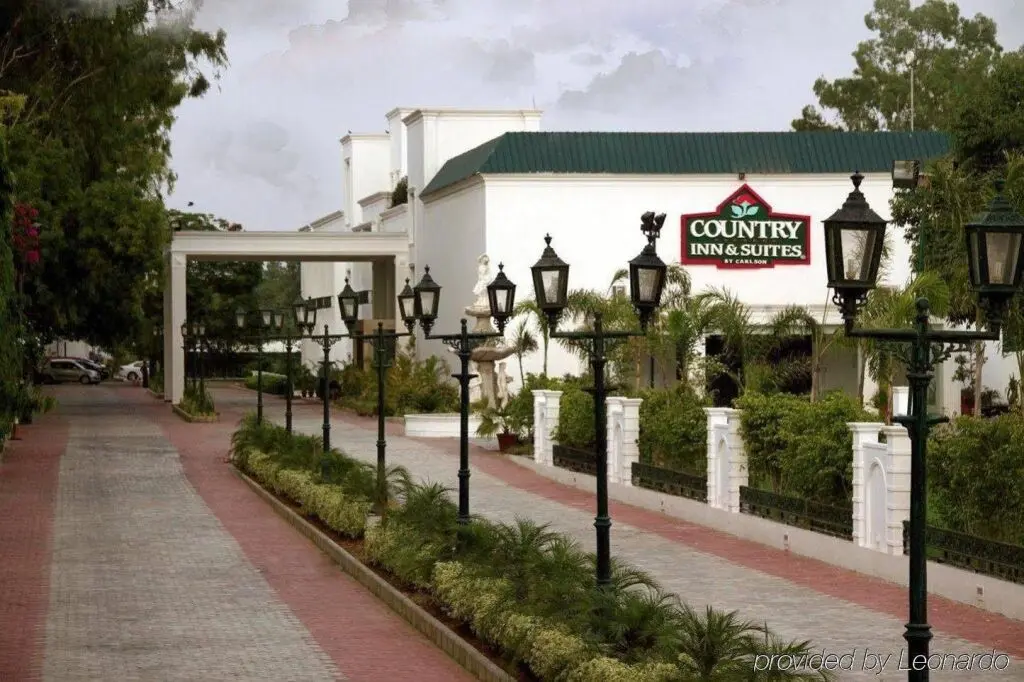 Нью-Дели: Country Inn & Suites By Carlson, Satbari, New Delhi