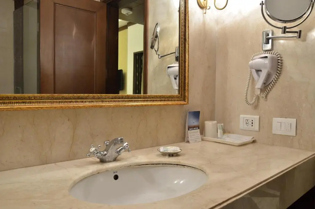 Нью-Дели: Country Inn & Suites By Carlson, Satbari, New Delhi