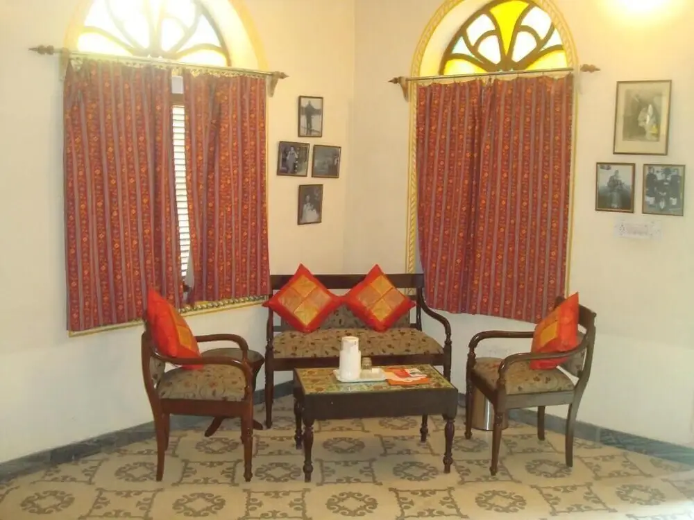 Джайпур: Bissau Palace