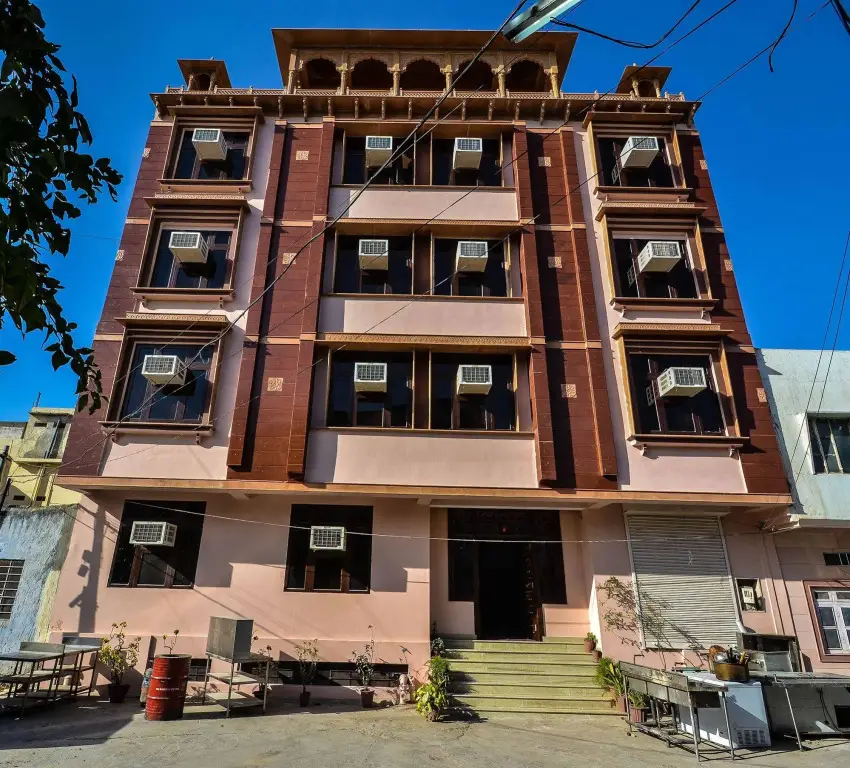 Джайпур: Hotel Ram Singh Palace