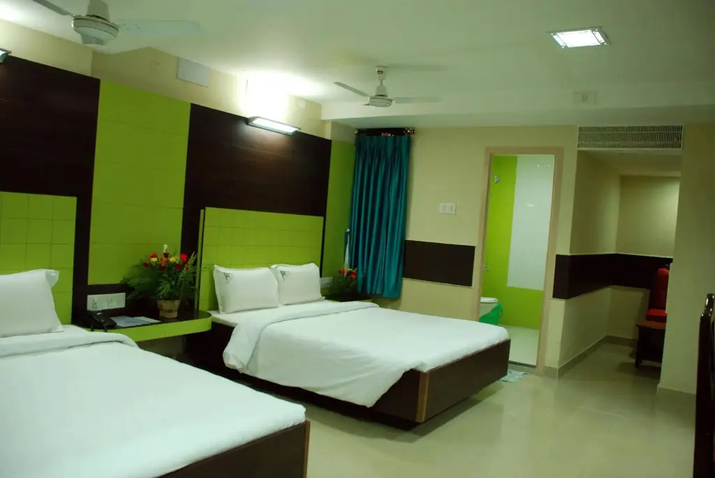 Пудучерри: MGR Regency Hotel
