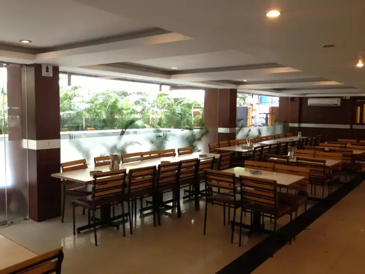 Бангалор: Hotel Empire International - Koramangala