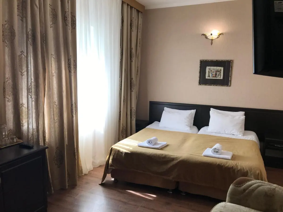 Эсто-Садок: Guest House Piramida