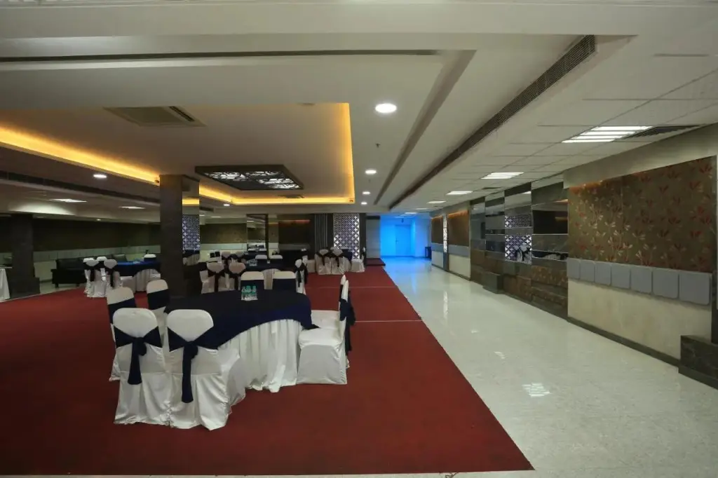 Нойда: Hotel Hyphen Noida