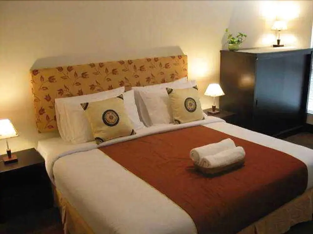 Хидерабад: Hotel Kens