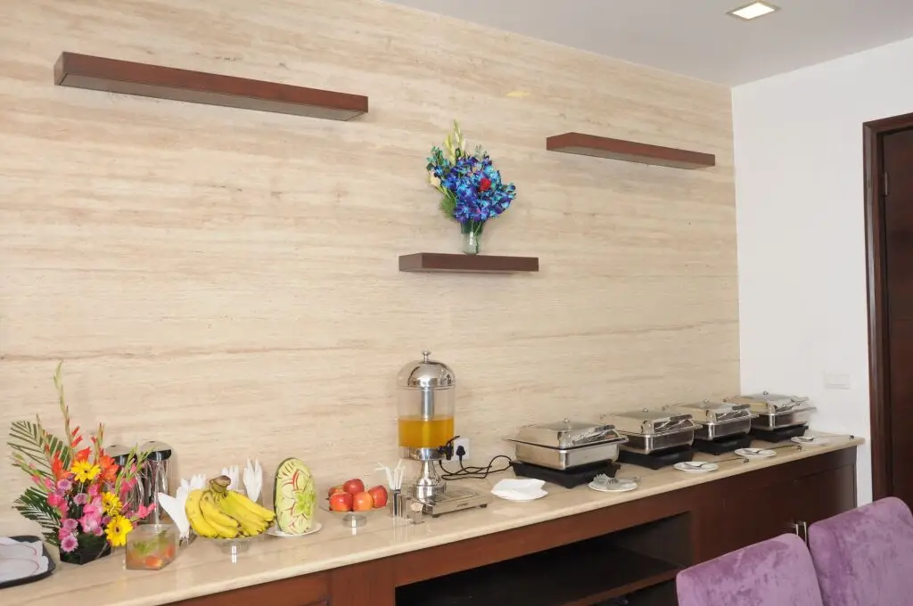 Нью-Дели: The Grand Vikalp by Saga Hotels