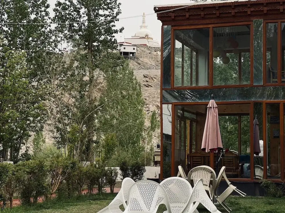 Лех: Thongsal