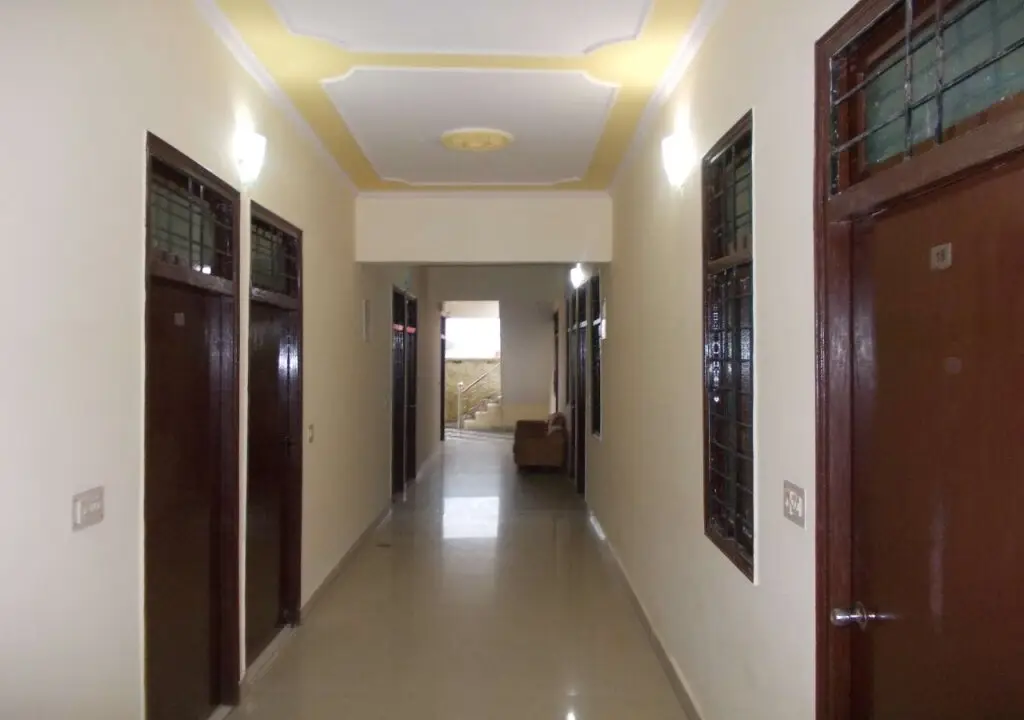 Hotel Anant Plaza — фото 1
