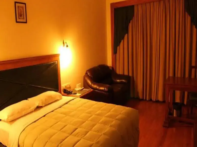 Пуна: Hotel Brookside
