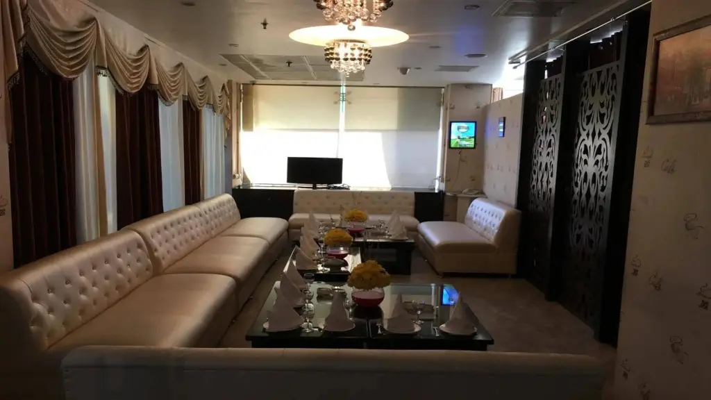 Нью-Дели: Hotel Signature Grand
