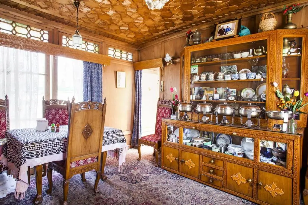 The Shelter Group of Houseboats — фото 1