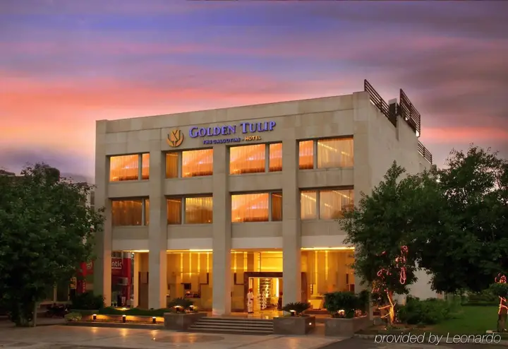 Гуруграм: Golden Tulip Gurgaon