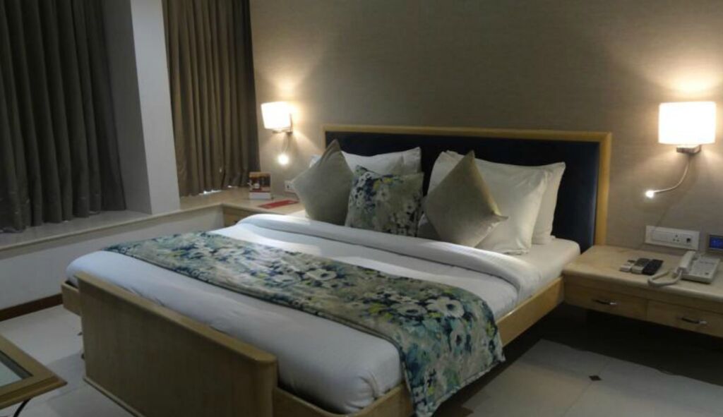 Мумбаи: Hotel Suncity Apollo