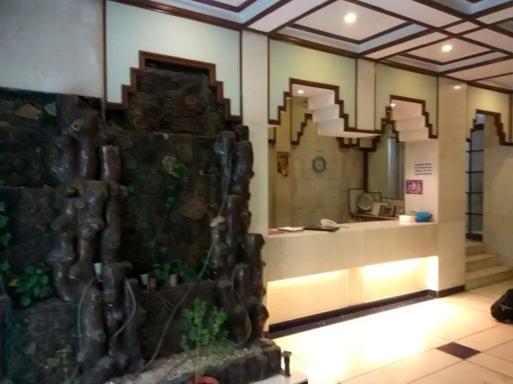 Мумбаи: Garden Hotel