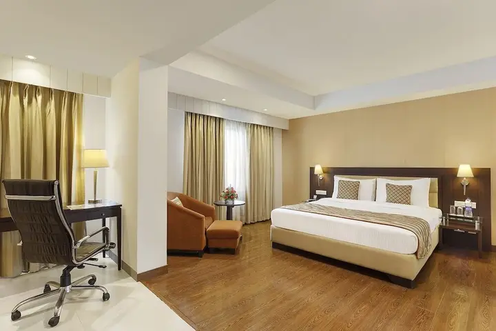 Лудхиана: City Heart Sarovar Portico