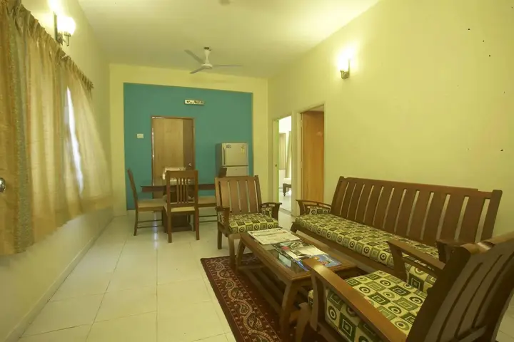 Ченнаи: FabExpress Crescent Inn