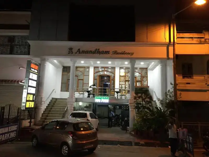 Пудучерри: Anandham Residency