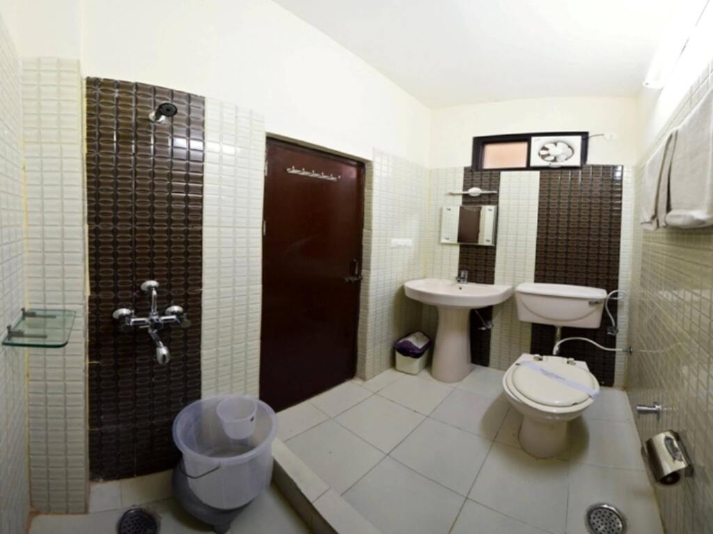 Амритсар: Hotel Akaal Residency