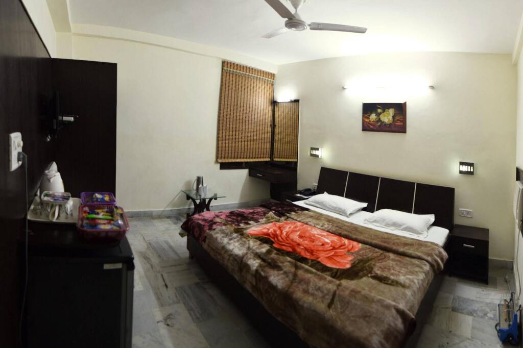Амритсар: Hotel Akaal Residency