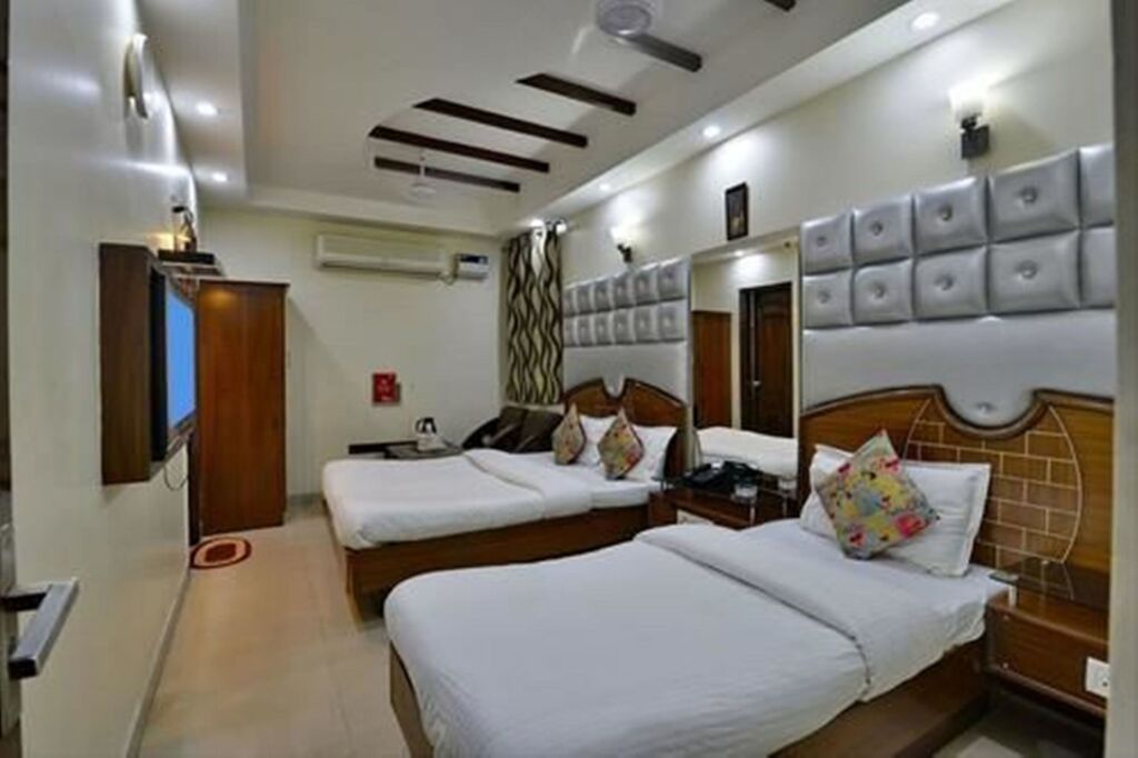 Нью-Дели: Hotel Today International