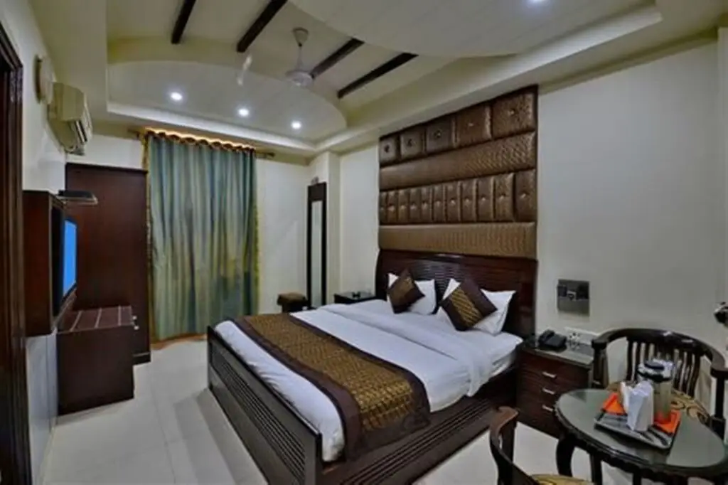 Нью-Дели: Hotel Today International