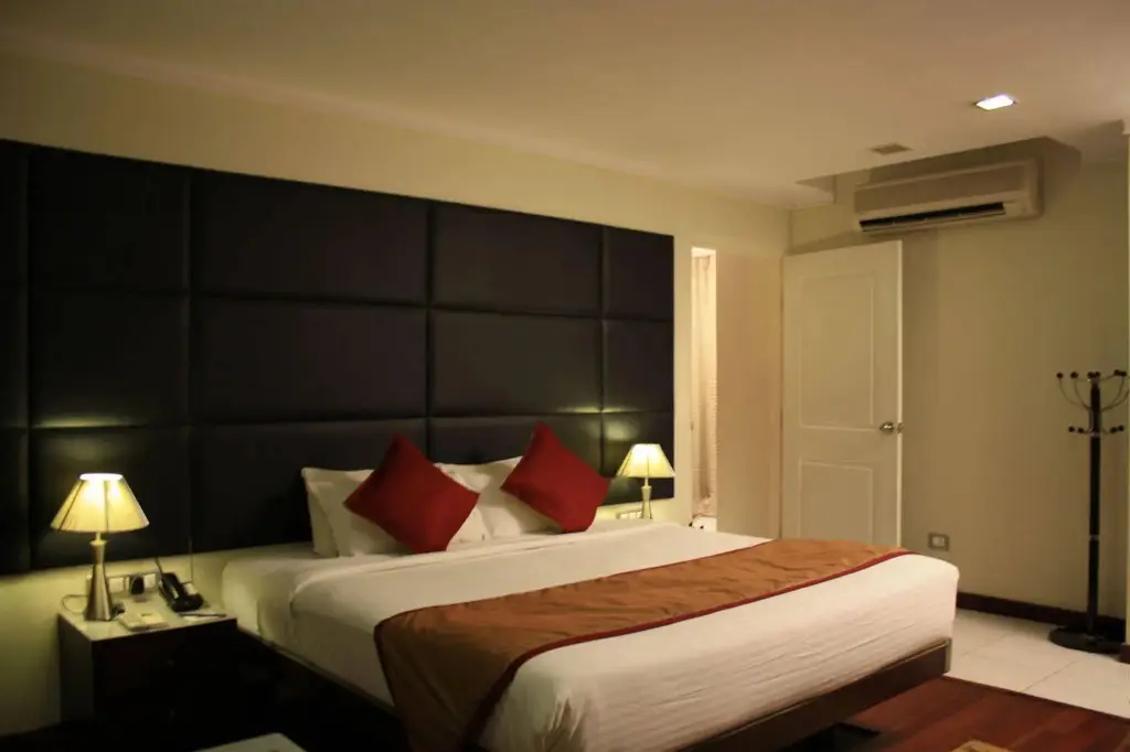 Бангалор: 37th Crescent Hotel