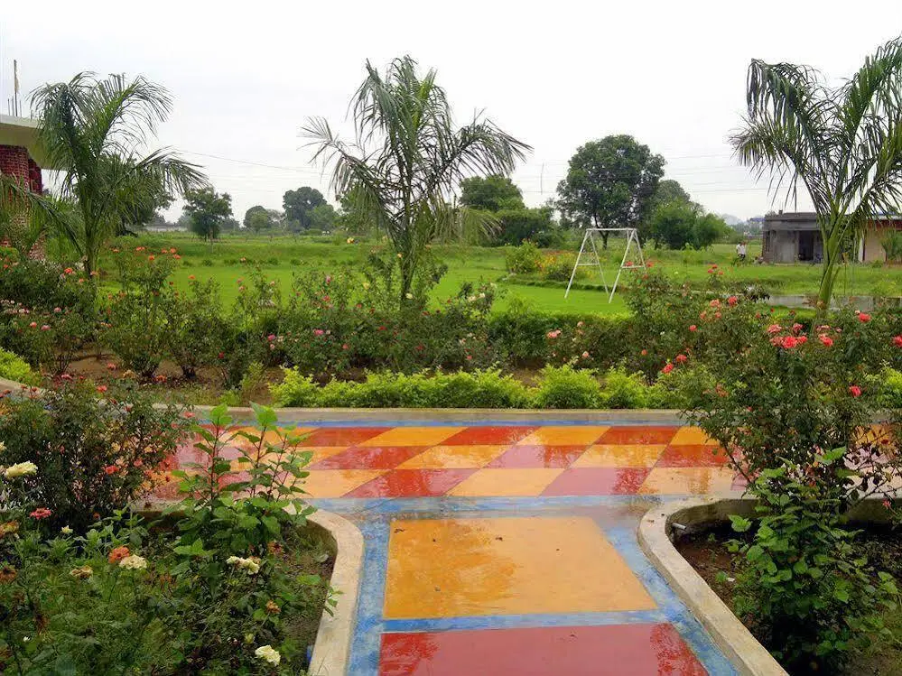 Кхаджурахо: Shri Krishna Jungle Resort