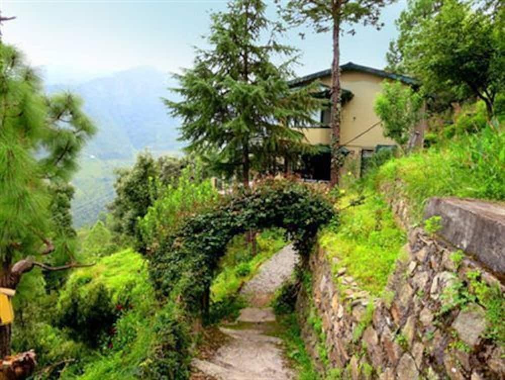 Наинитал: V Resorts Ramgarh Cottage