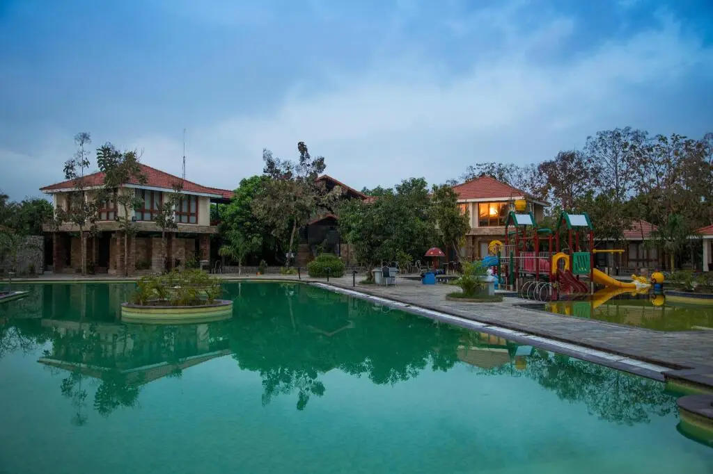 Esthell Village Resort,Mahabalipuram — фото 1