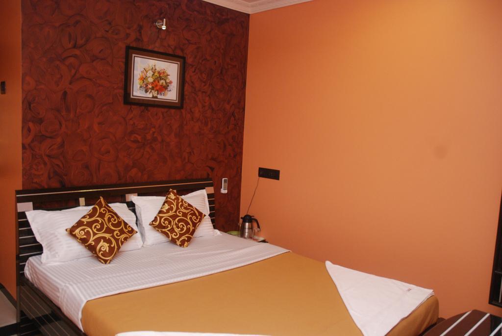 Мумбаи: Hotel Impex Residency