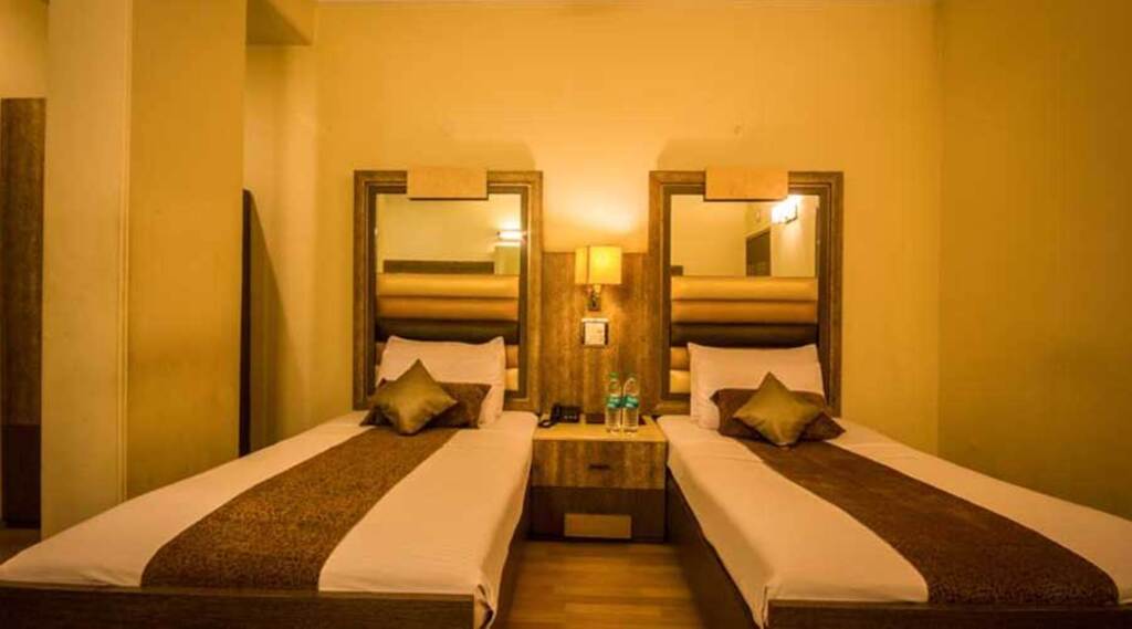 Нью-Дели: The Sun Court Hotel Yatri
