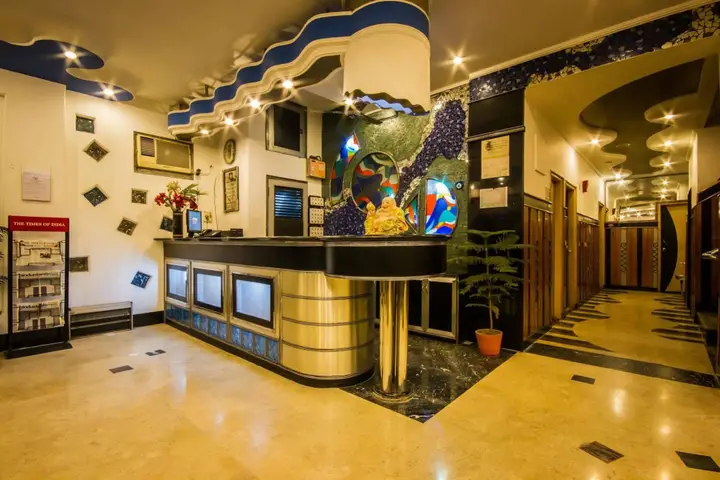 Нью-Дели: The Sun Court Hotel Yatri