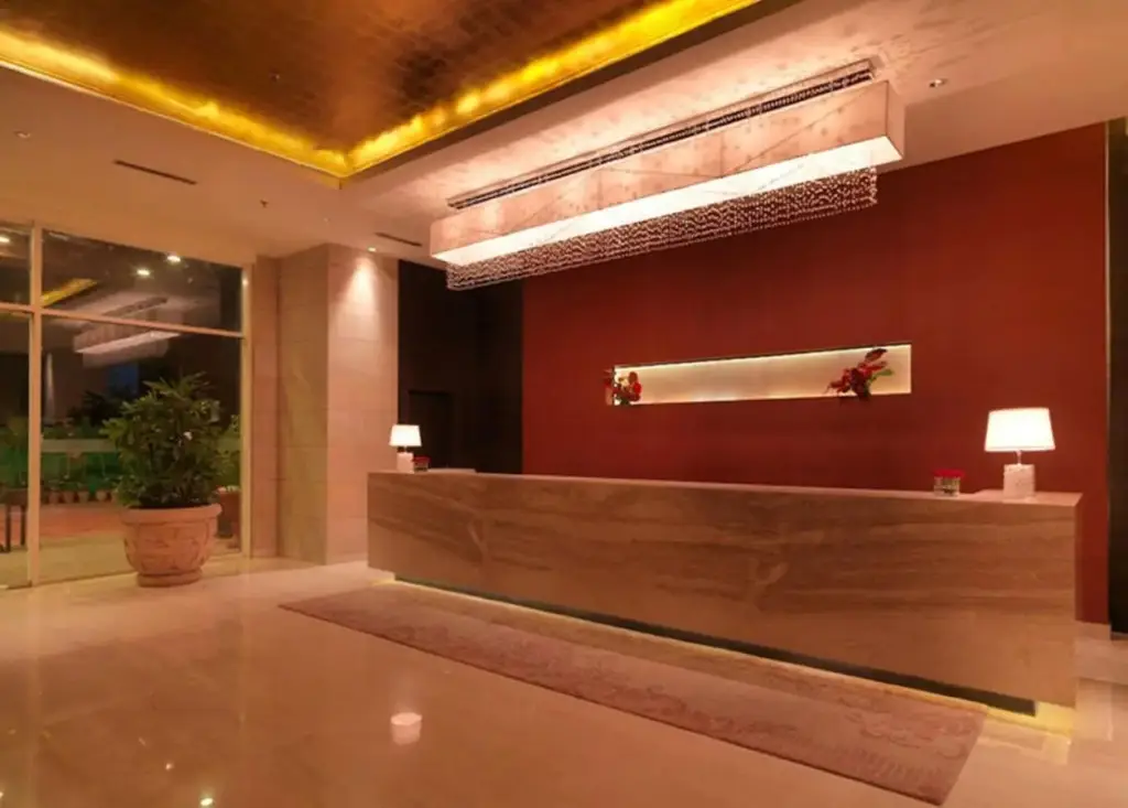 Джайпур: Hotel Royal Orchid Jaipur