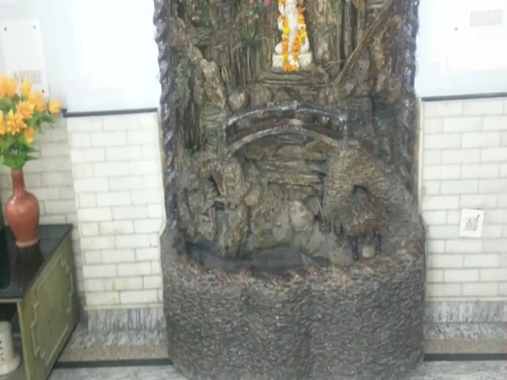 carousel image 1