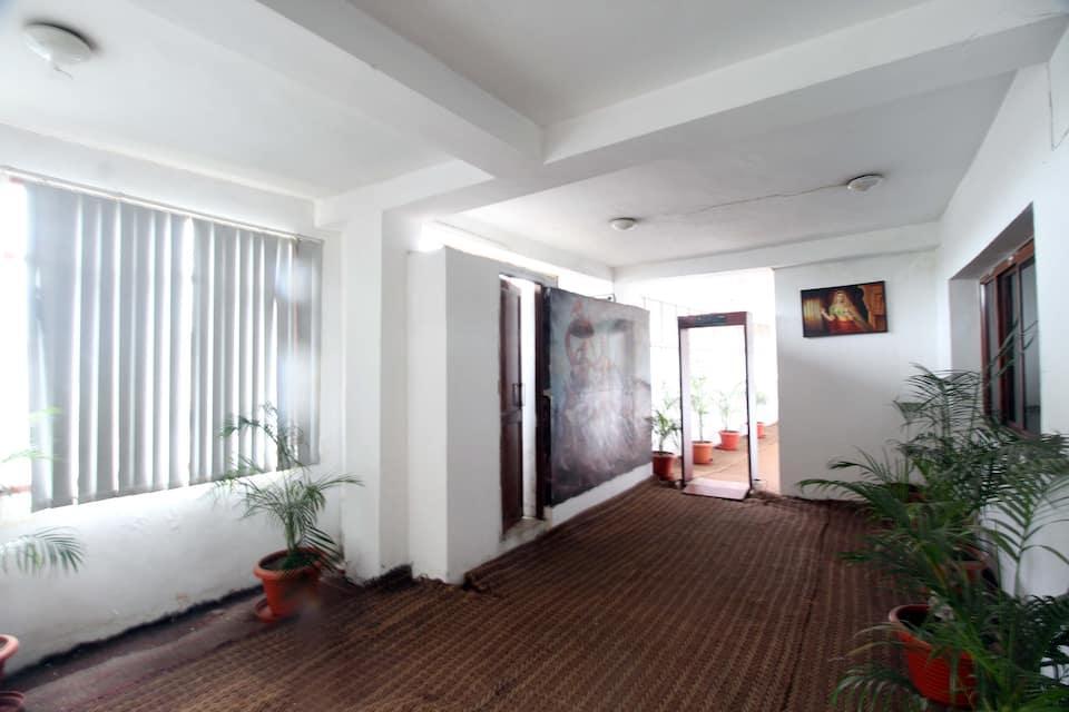 Hotel Malik Continental — фото 1