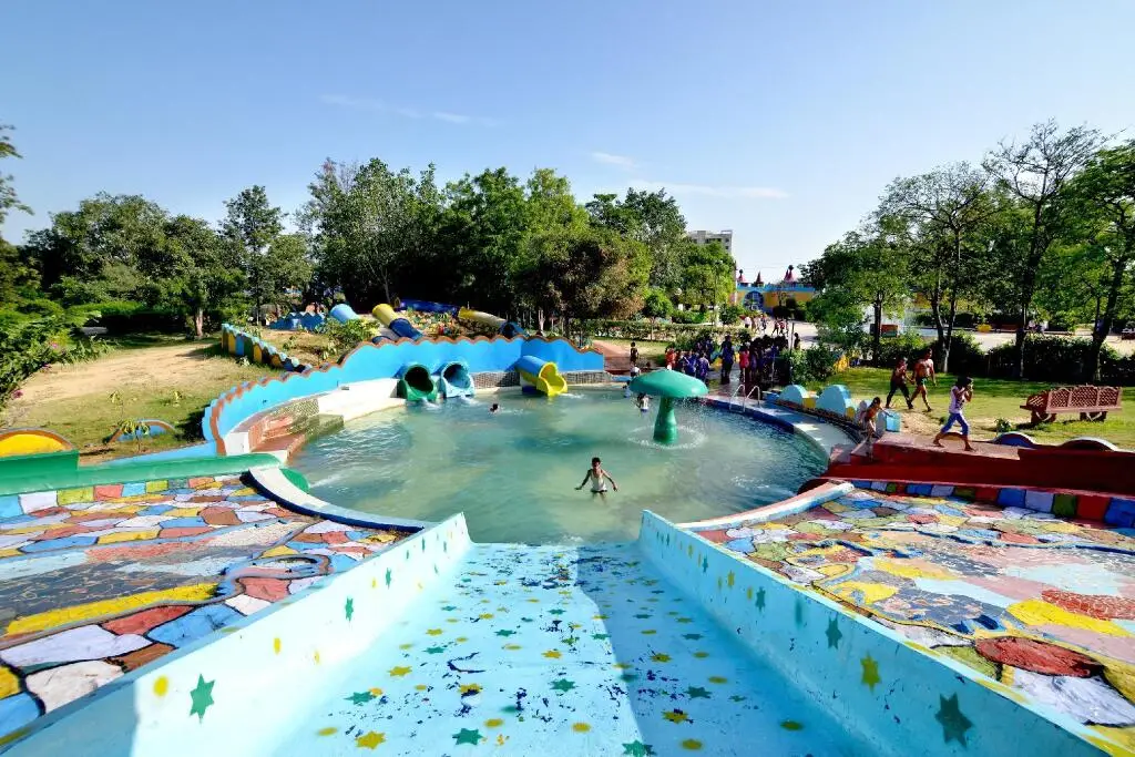 Джайпур: Pink Pearl Hotel & Fun City