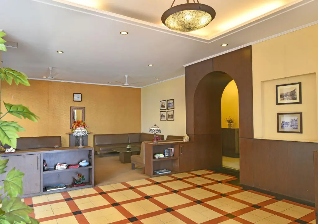 Мумбаи: Sea Green Hotel
